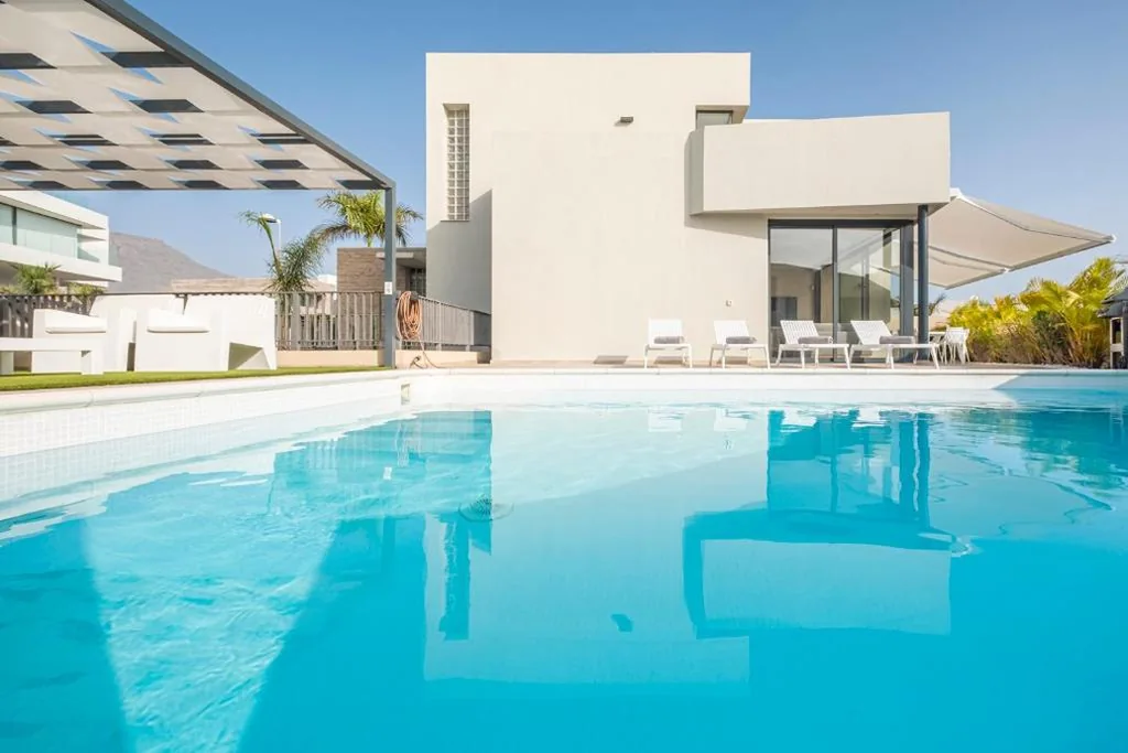 Villa — Villa Alisios Golf Luxury Tenerifesummervillas Heated pool