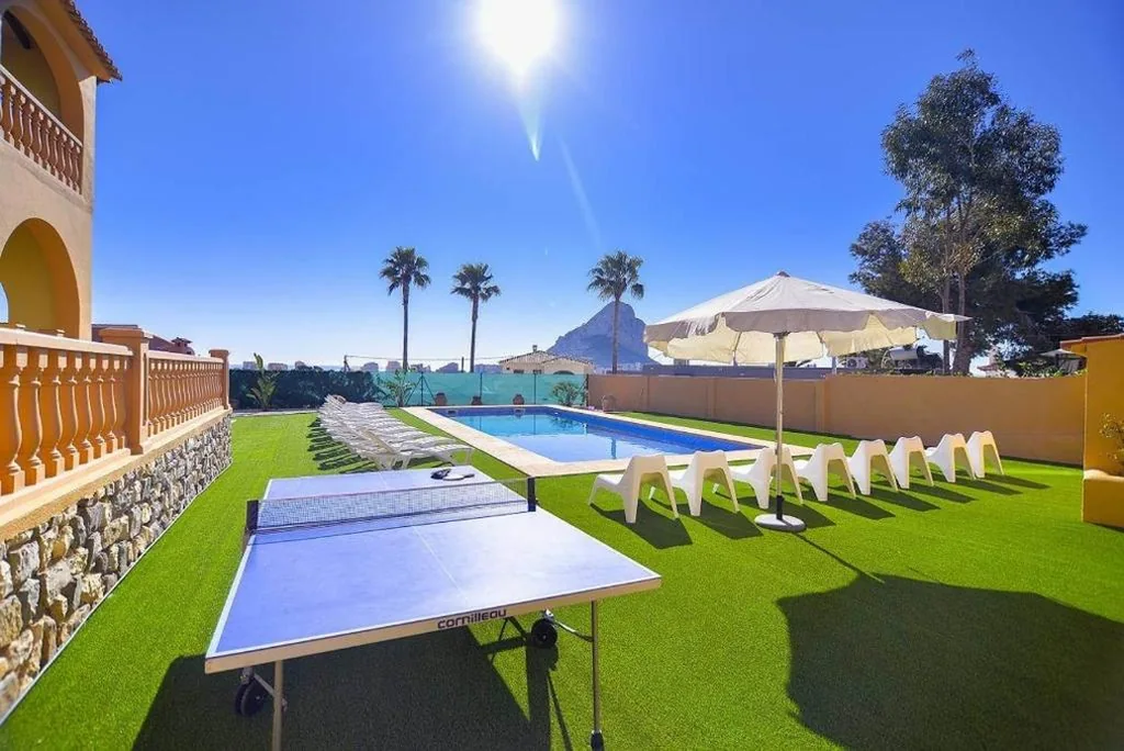 Villa con piscina privada — Villa Ambar - PlusHolidays