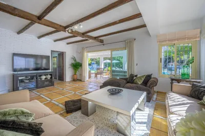 Villa amplia con piscina privada ideal familias y grupos — foto 4