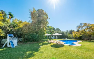 Villa amplia con piscina privada ideal familias y grupos — foto 10