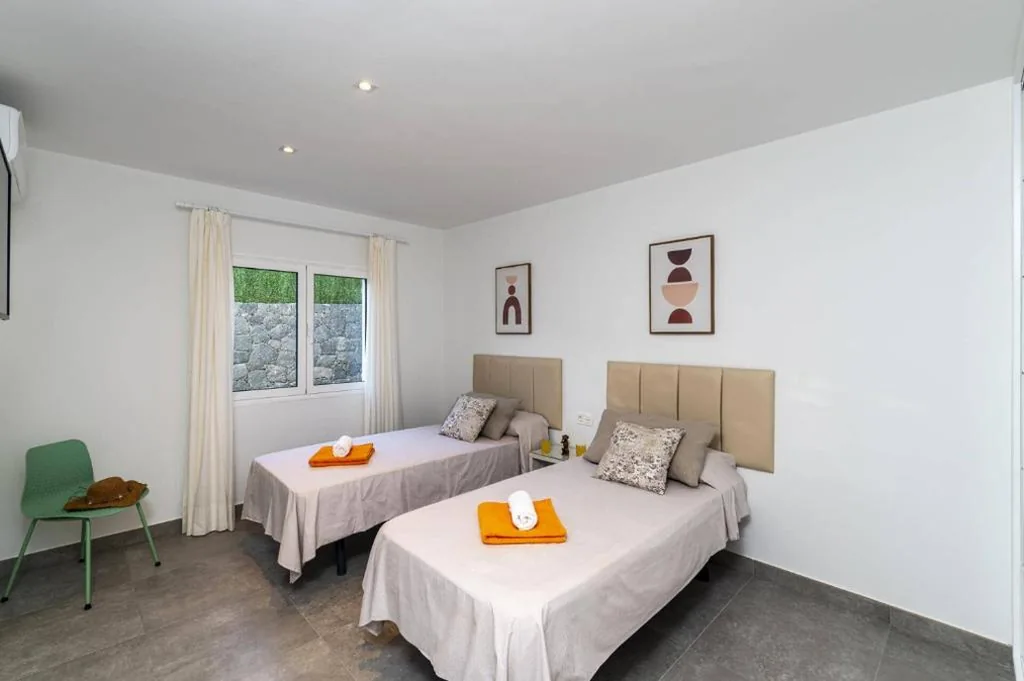 Villa Aqualava 1 by Villa Plus