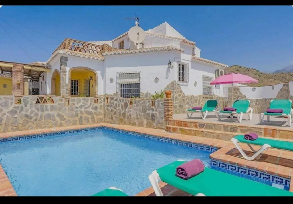 Villa de 3 dormitorios — Villa Aránzazu with private pool