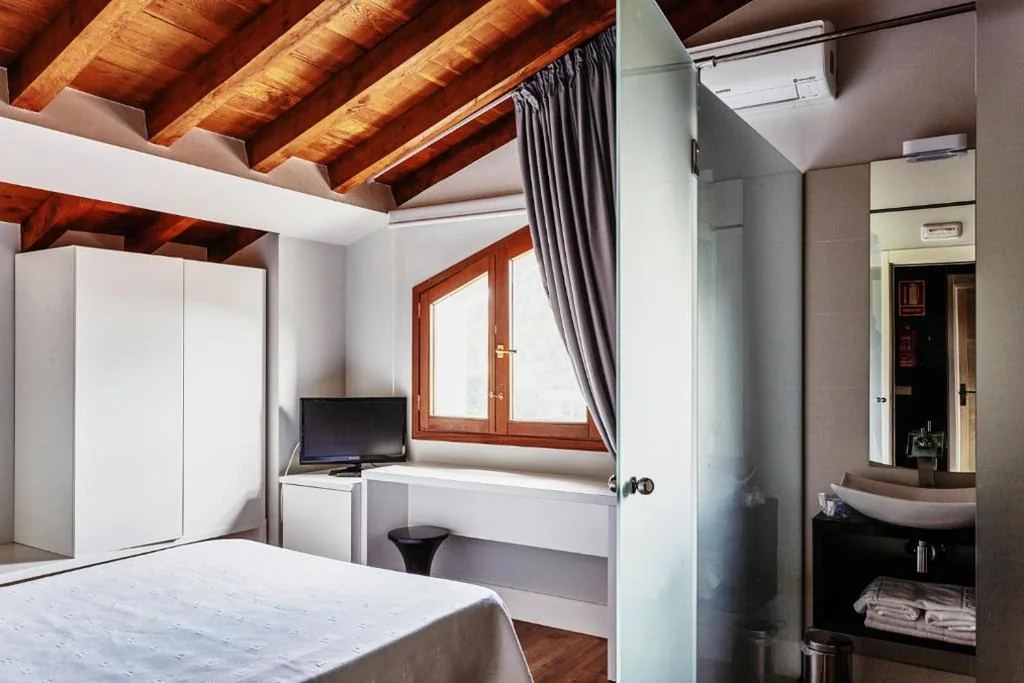 Camera doppia Economica — Villa Arce Hotel