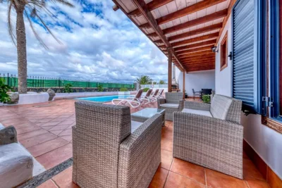 Villa Arena Blanca with Private Pool and BBQ By Lanzarote Vacation Homes — foto 5