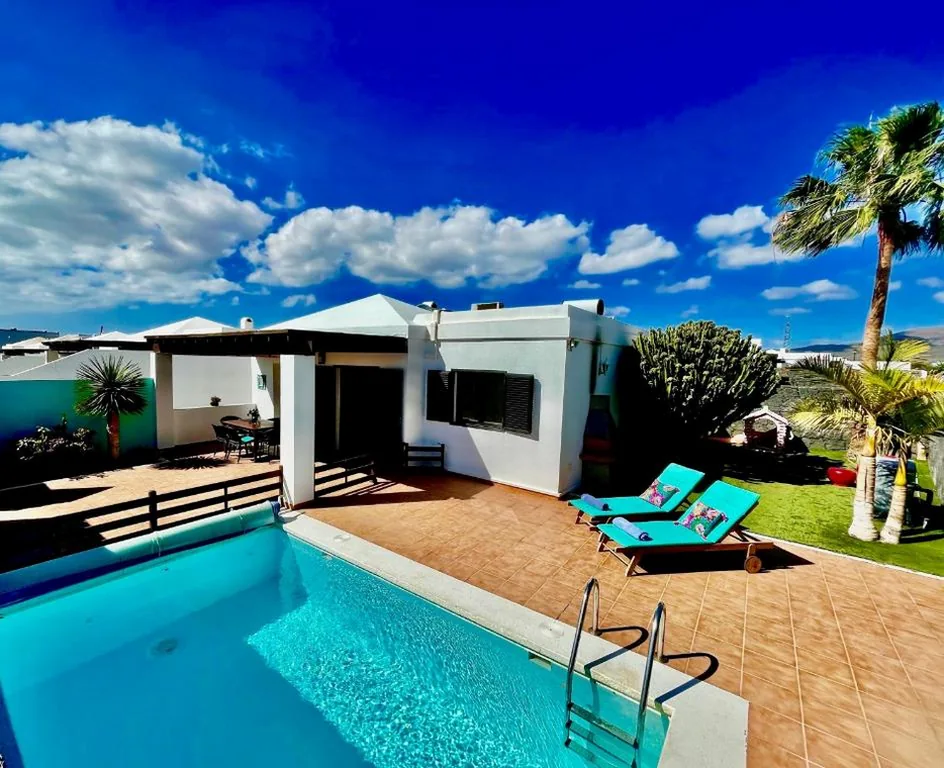 Villa — Villa Arianne