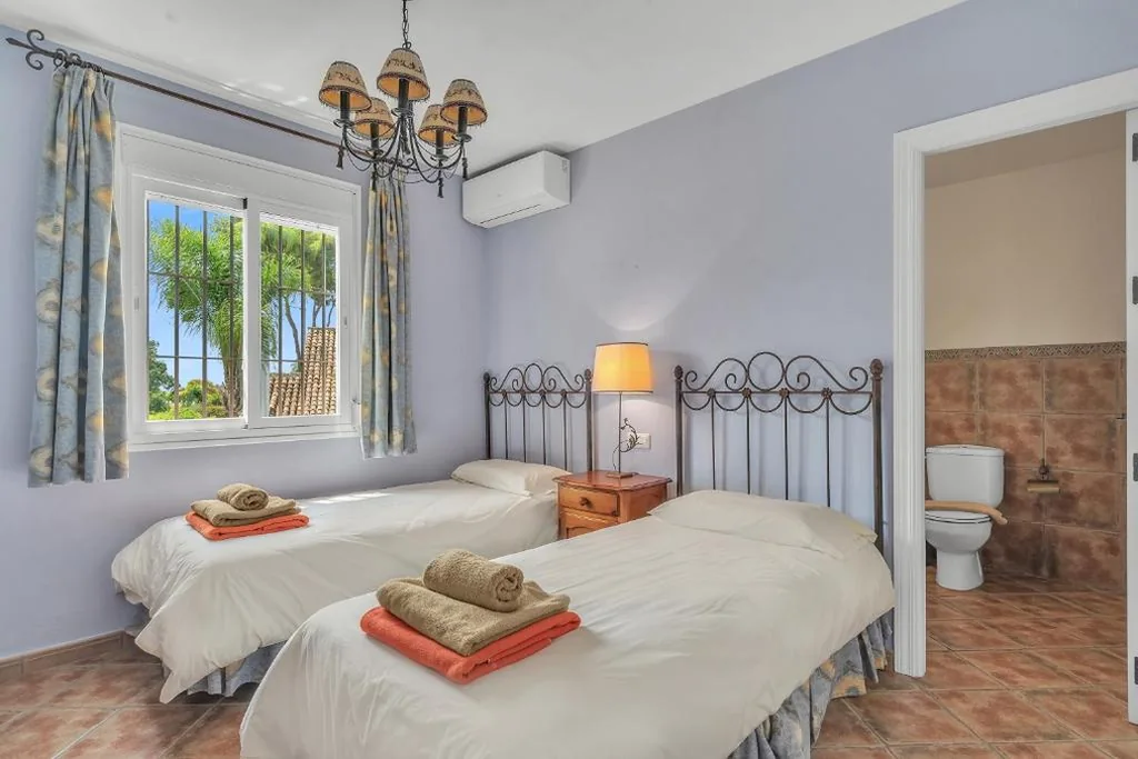 Villa Arin - Beachside Family Home by Finest Rentals