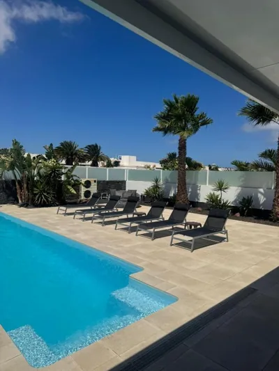 Villa Ashdene - luxury modern villa with large heated pool wifi uk tv bar & BBQ — foto 7