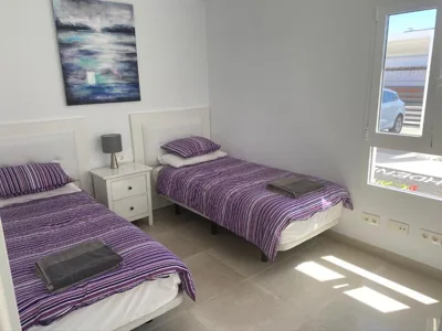 Villa Ashdene - luxury modern villa with large heated pool wifi uk tv bar & BBQ — foto 8