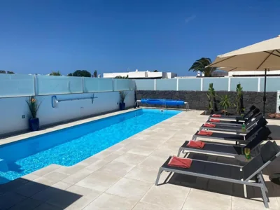 Villa Ashdene - luxury modern villa with large heated pool wifi uk tv bar & BBQ — foto 9
