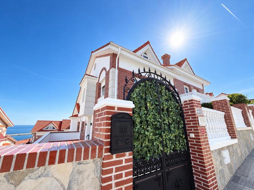 Villa ATENEA