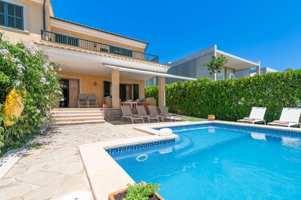 Villa Aucanada by Sealand Villas