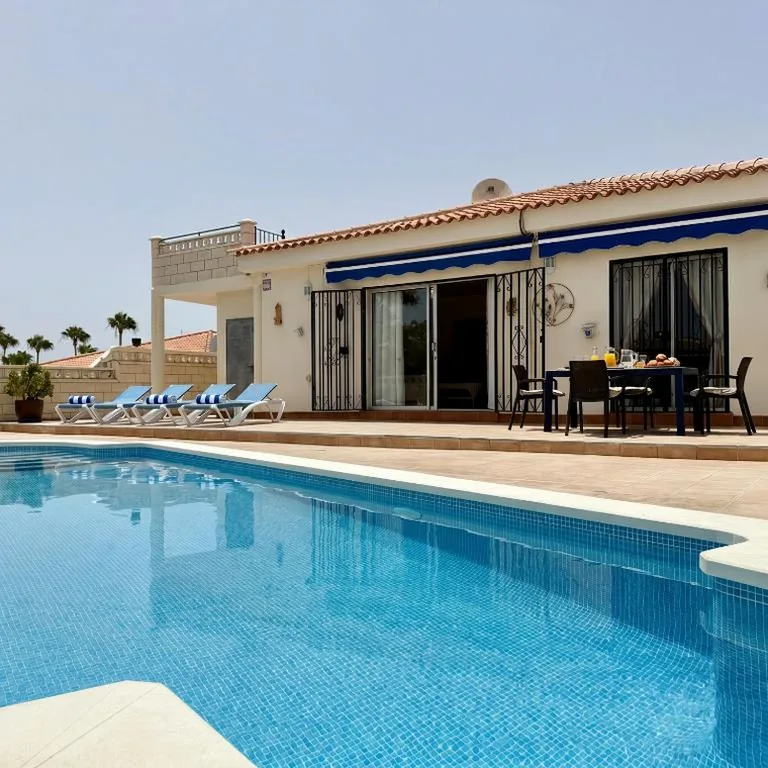 Villa Azul