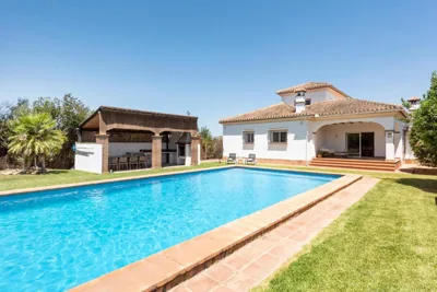 Villa B & G Pool Relax Gardens — foto 4