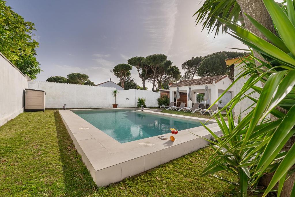 Villa Barbara mit großem Pool, ACs, Jacuzzi und strandnah