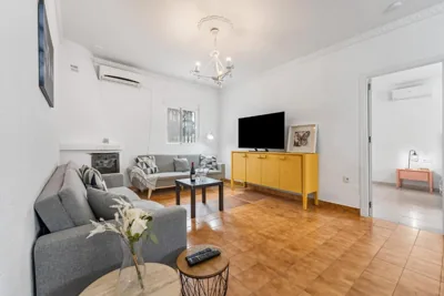 Villa Barbara mit großem Pool, ACs, Jacuzzi und strandnah — foto 6
