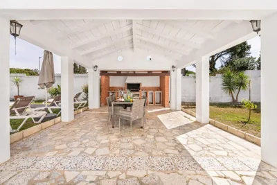Villa Barbara mit großem Pool, ACs, Jacuzzi und strandnah — foto 7
