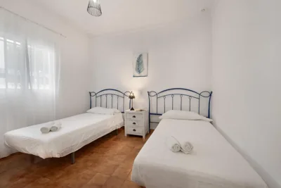 Villa Barbara mit großem Pool, ACs, Jacuzzi und strandnah — foto 8