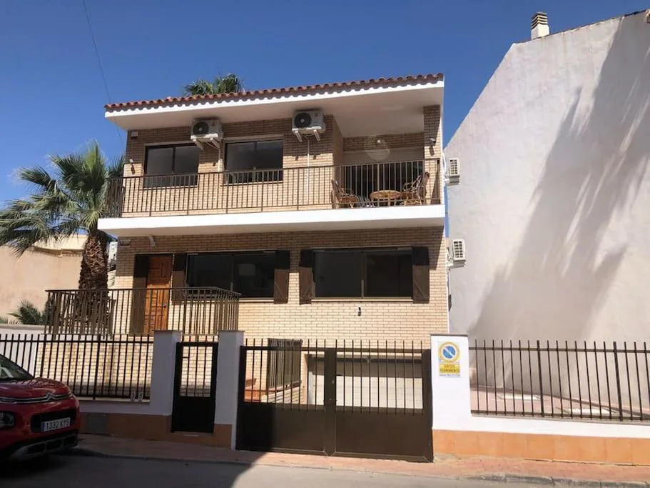 Villa — Villa Bella