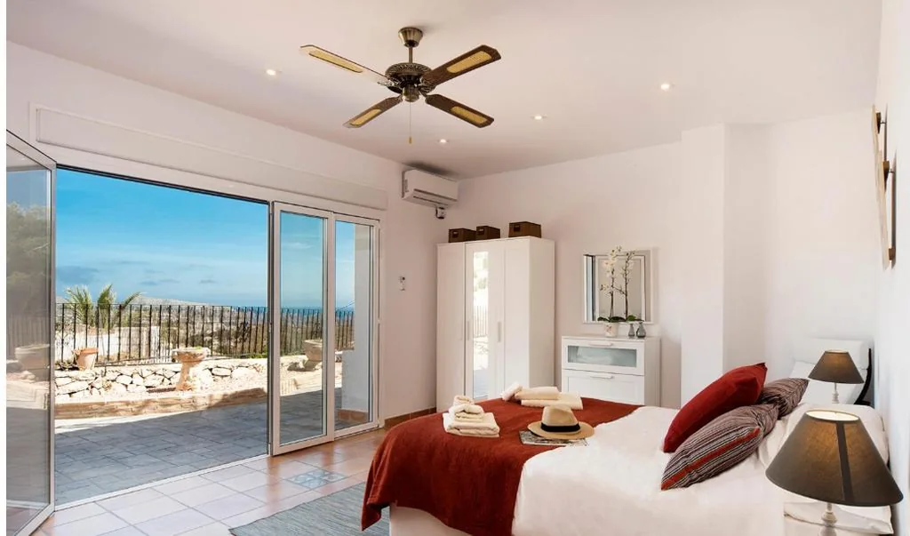 Villa Beniarres Guest House B&B in Moraira