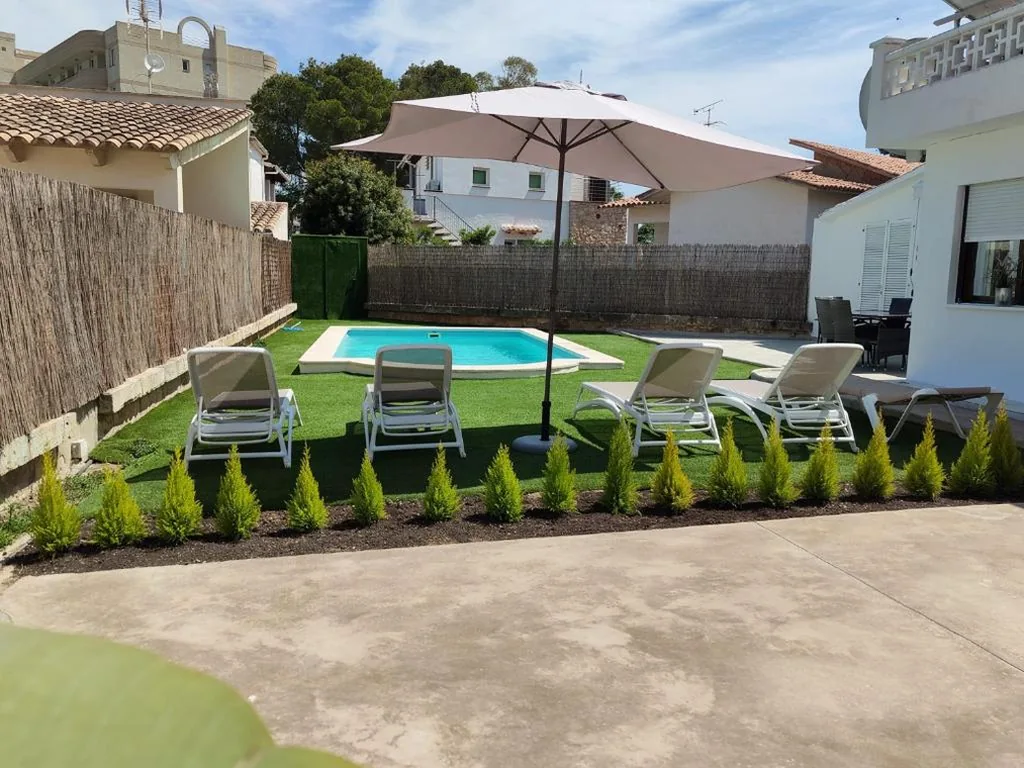 Villa con piscina privada — VILLA BERNA