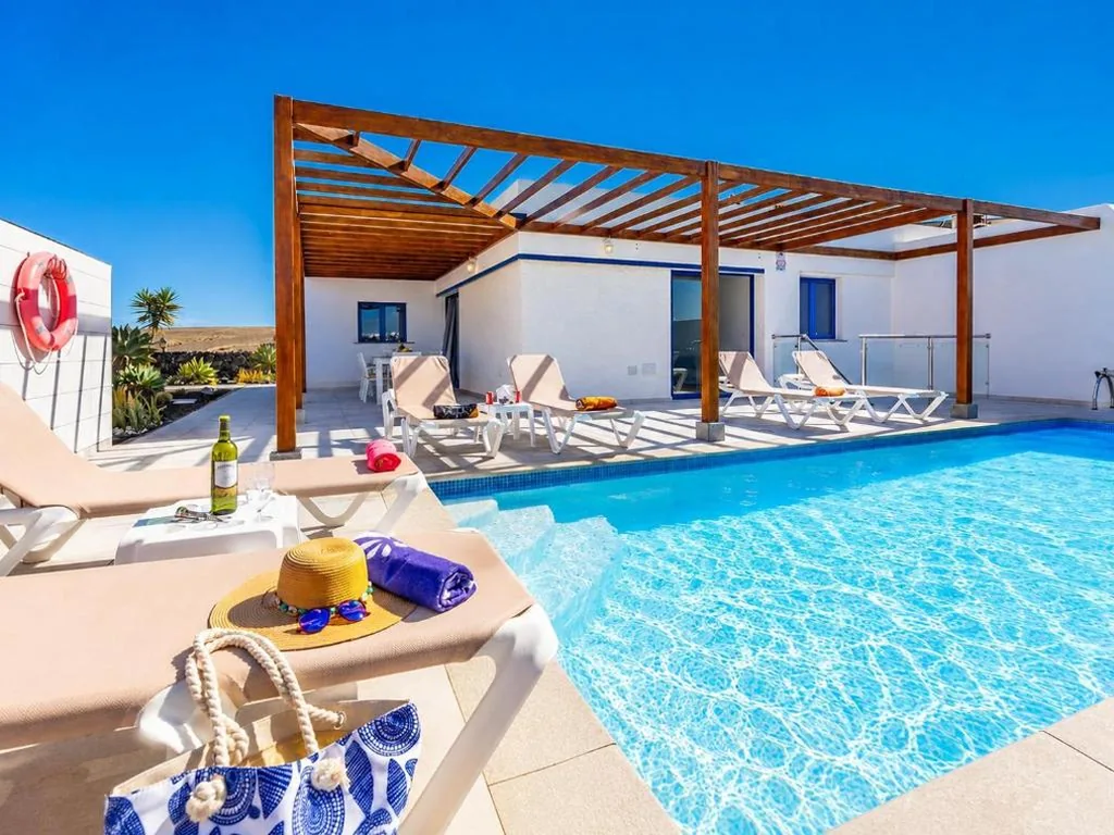 Villa — Villa Beyond