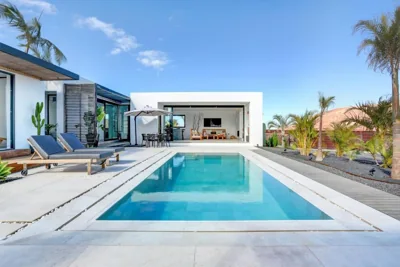 Villa BF · Luxury Wellness Villa • Private Pool — foto 2