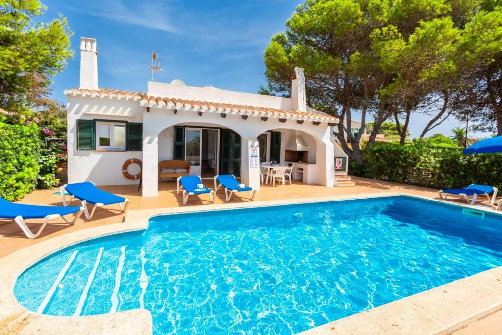Villa — Villa Binimary