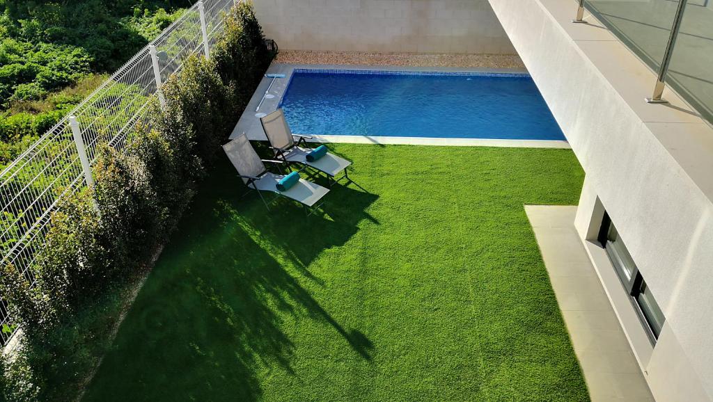 Villa Blanca, 6p, detached, private pool and parking