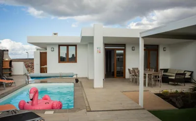 VILLA BLANCA — foto 2