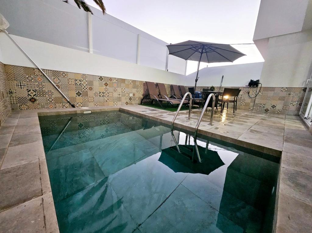 Villa Blue Moon