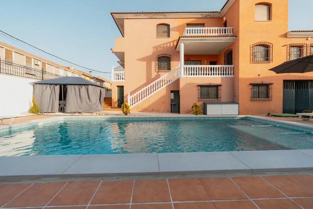 Villa — Villa cacin