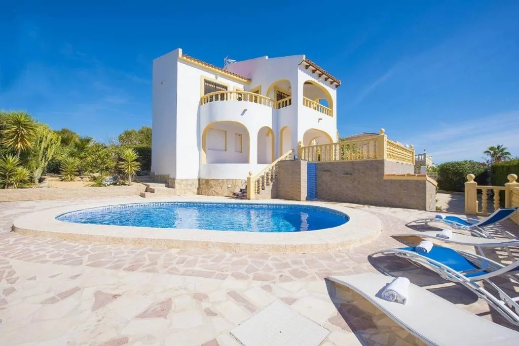 Villa con piscina privata — Villa Cactus - PlusHolidays