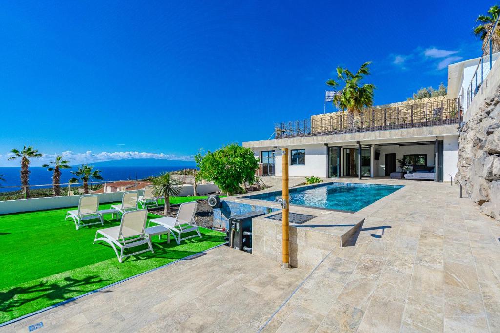 Villa CACTUS Tenerife sud piscine chauffée 10 personnes