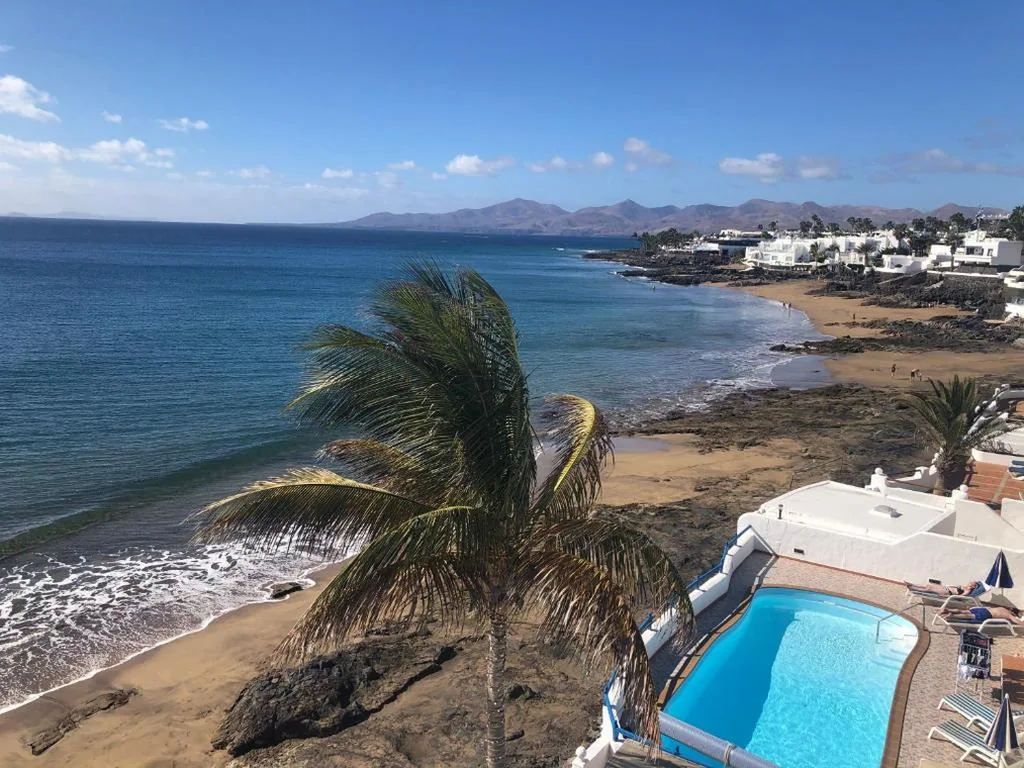Villa em frente à praia — Villa Caleton