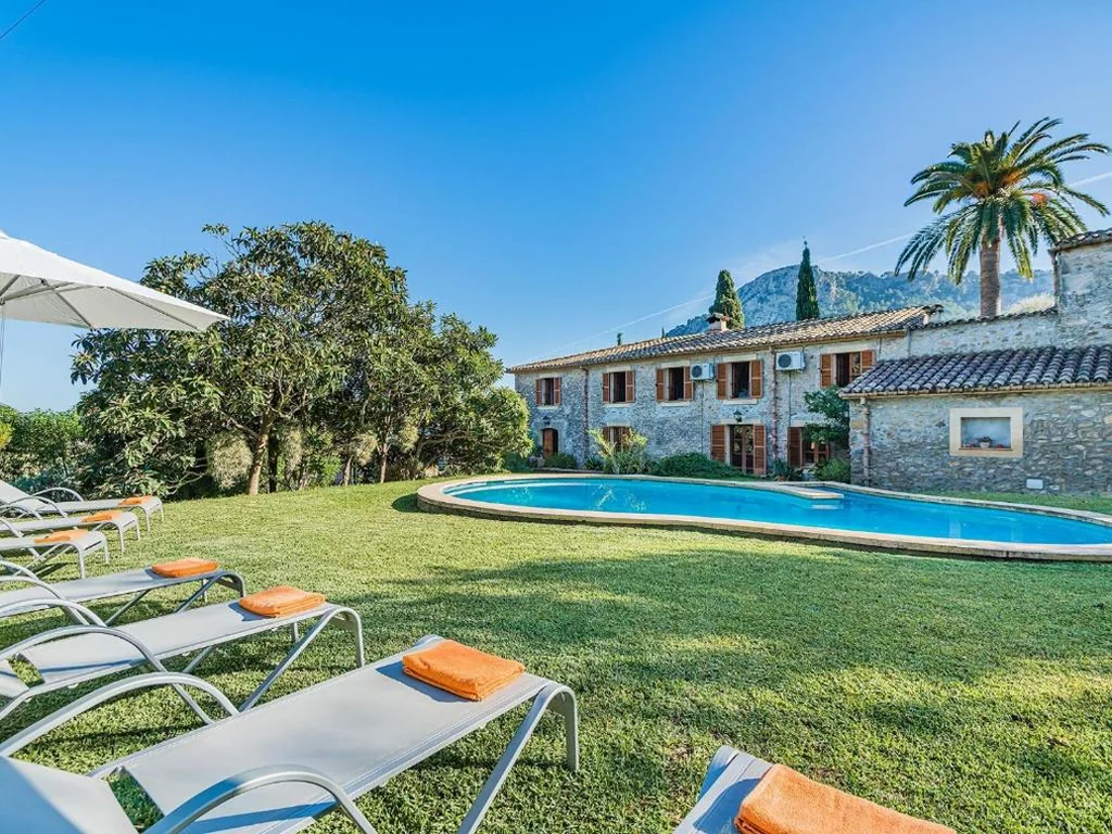 一軒家 — Villa Can Fanals by SunVillas Mallorca