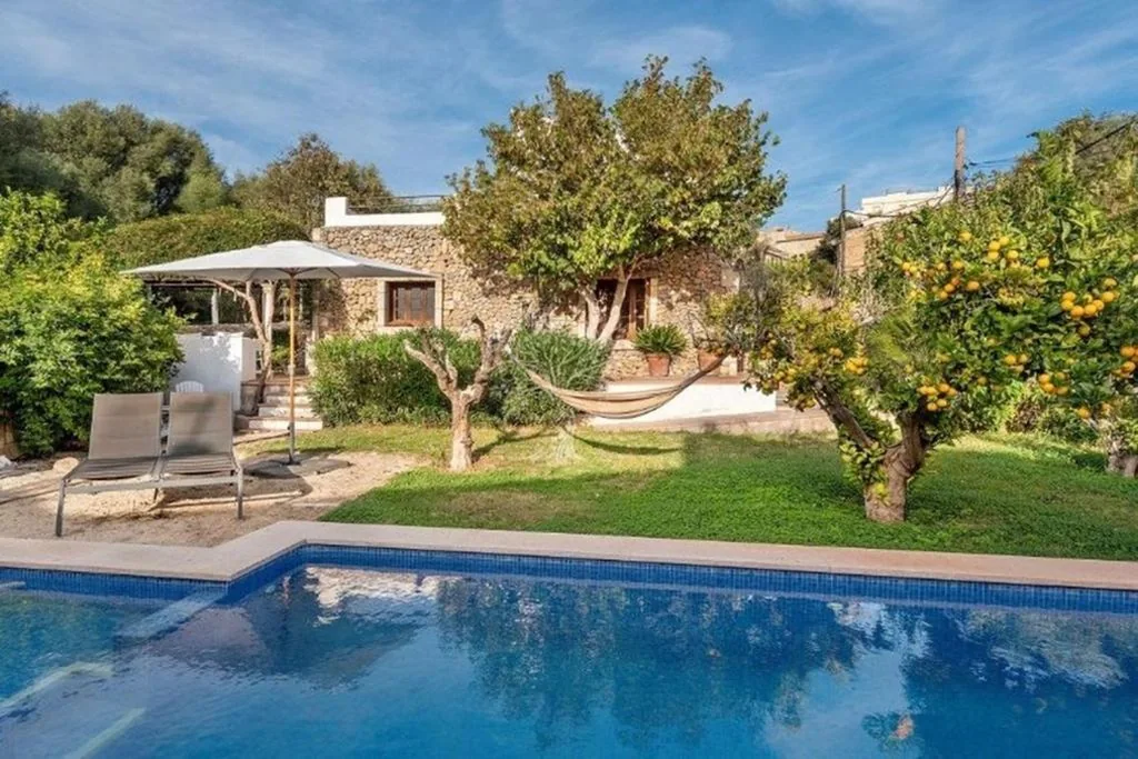 Villa mit Privatpool — Villa Can Massienet by Slow Villas