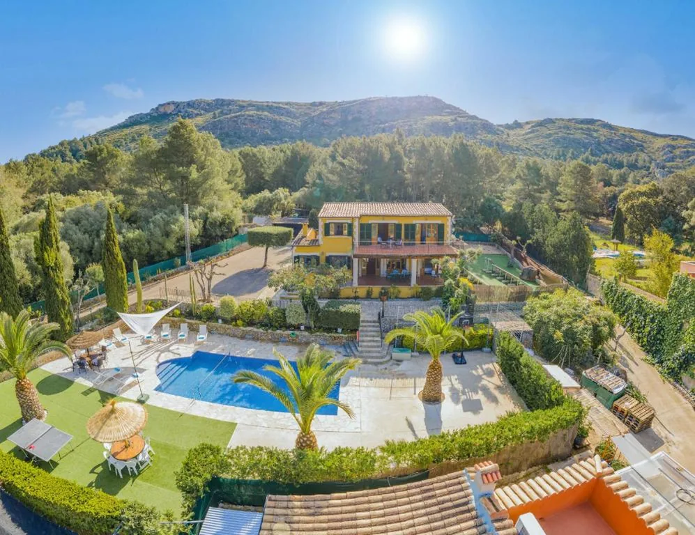 Villa con piscina privada — Villa Can Prim
