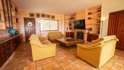 VILLA CANTARES — foto 6
