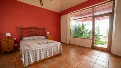 VILLA CANTARES — foto 8