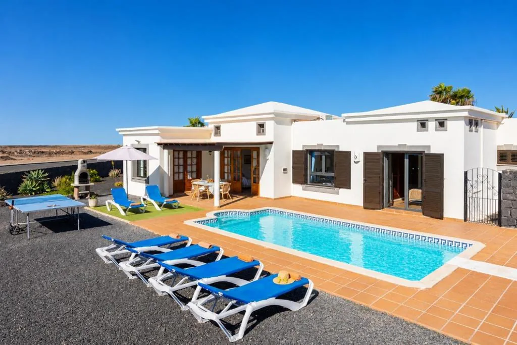 Villa — Villa Capricho