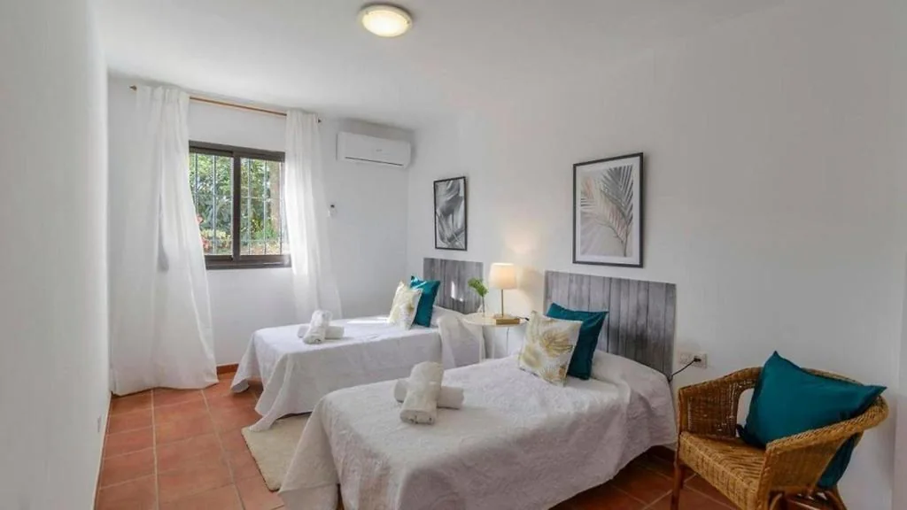 VILLA CARMEN MENYBER