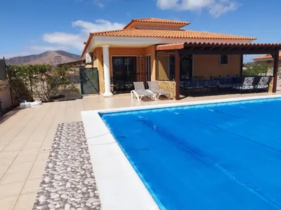 Villa Casa Del Sol 3 Bedroom Villa With Private Solar Covered 12m x 6m Pool Minimum Stay 7 Nights Chromecast And WiFi Throughout The Property — foto 4
