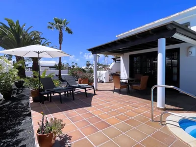 Villa Casa Karoline with a sunny terrace, heated pool, comfort and privacy in a quiet neighborhood — photo 6