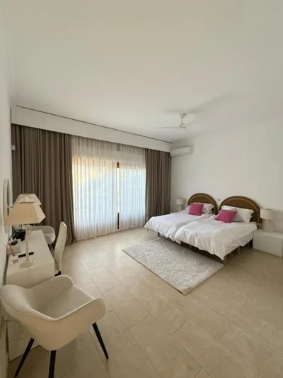 Villa Casa La Concha - Luxury 6 bedroom Villa in Marbella, Beautiful Mountain View, Heated Swimming Pool, 15min walk to Puerto Banus Beaches, Sleeps up to 12 — 写真 8