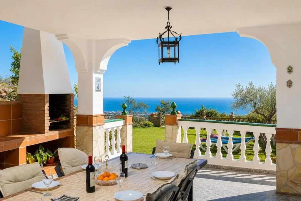 Villa — Villa Casa Leo