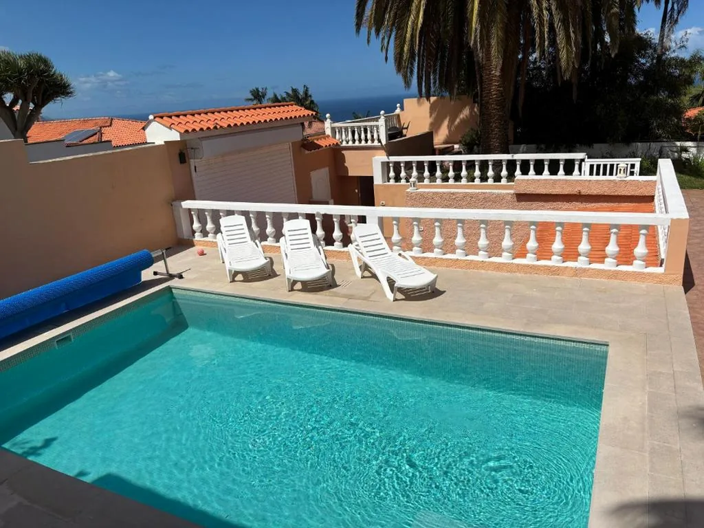 Villa — Villa Casa Papaya - All Year Heated Pool