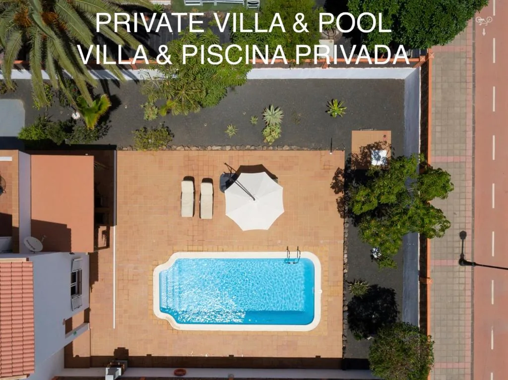 Villa con piscina privada — Villa Casiopea