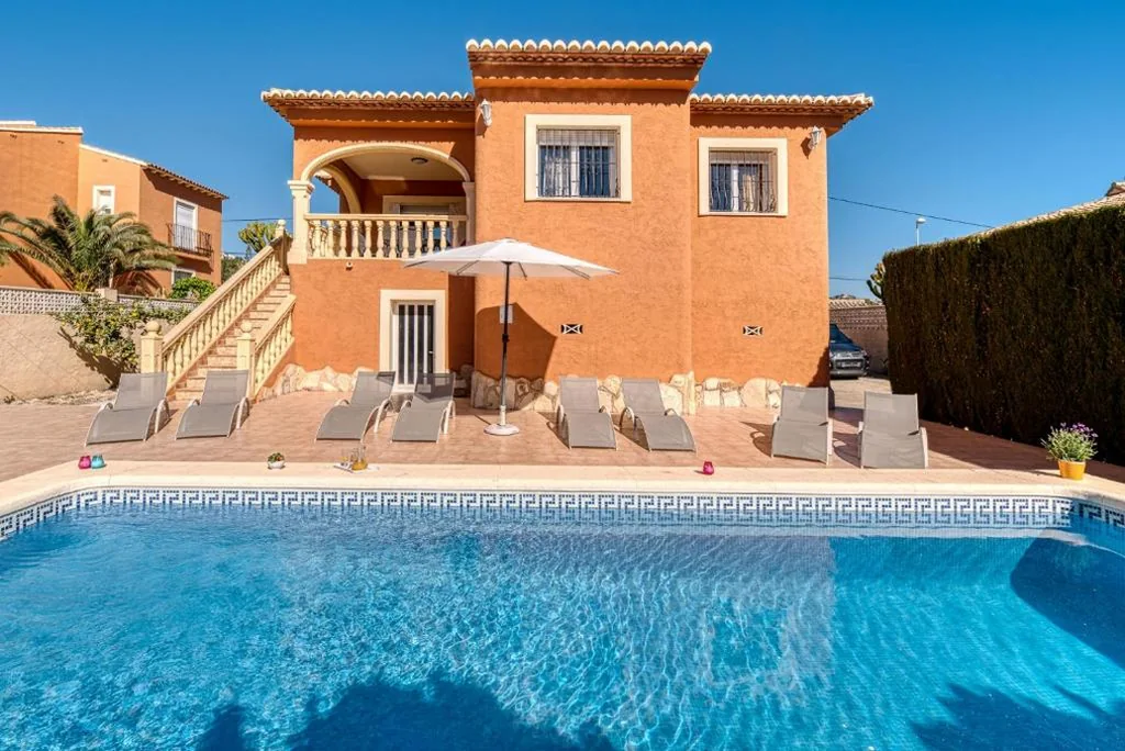 Villa Deluxe — Villa Casita - PlusHolidays