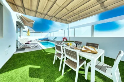 Villa Cassia - Private Pool, Foosball, BBQ, Air-Con and SAT Tv By Lanzarote Vacation Homes — foto 4