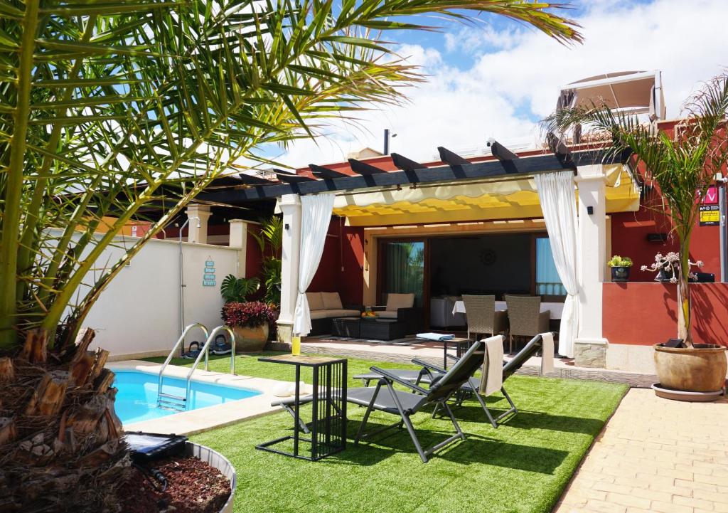 Villa CD30 with private heated pool
